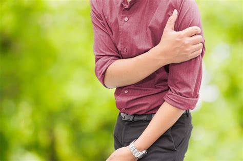 arm esk tebov|Upper Arm Pain: Causes, Diagnosis & Treatment